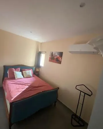 Appartamento 6p Ardèche ,ruoms Centre, Climatisé Avec Piscine