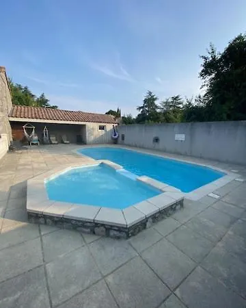 6p Ardeche ,ruoms Centre, Climatise Avec Piscine ルオム